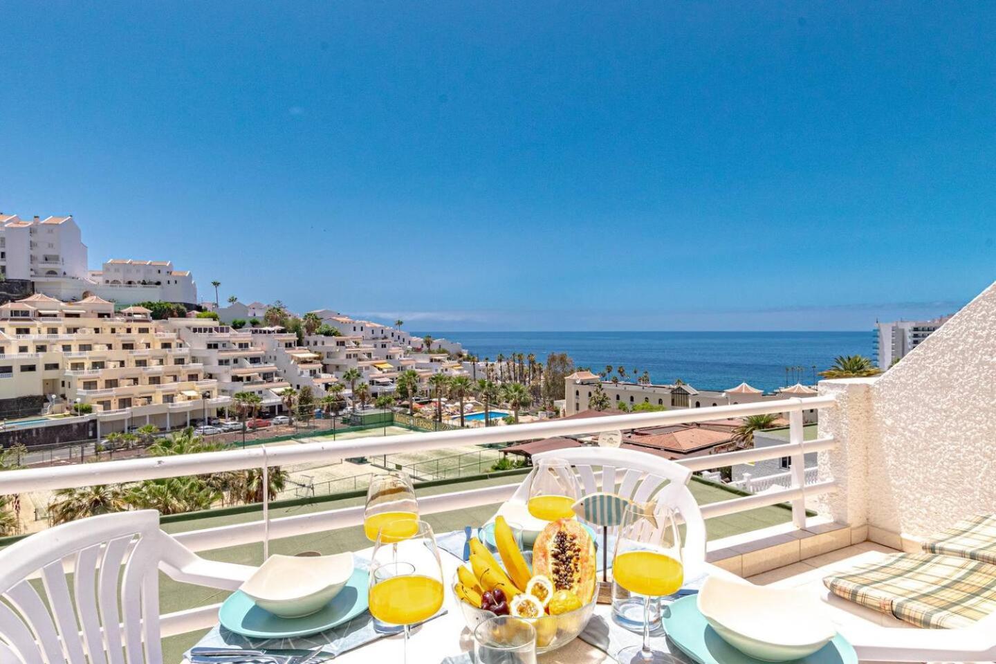 Sunny Oceanview Terrace By Dream Homes Tenerife Acantilado de los Gigantes Exterior photo