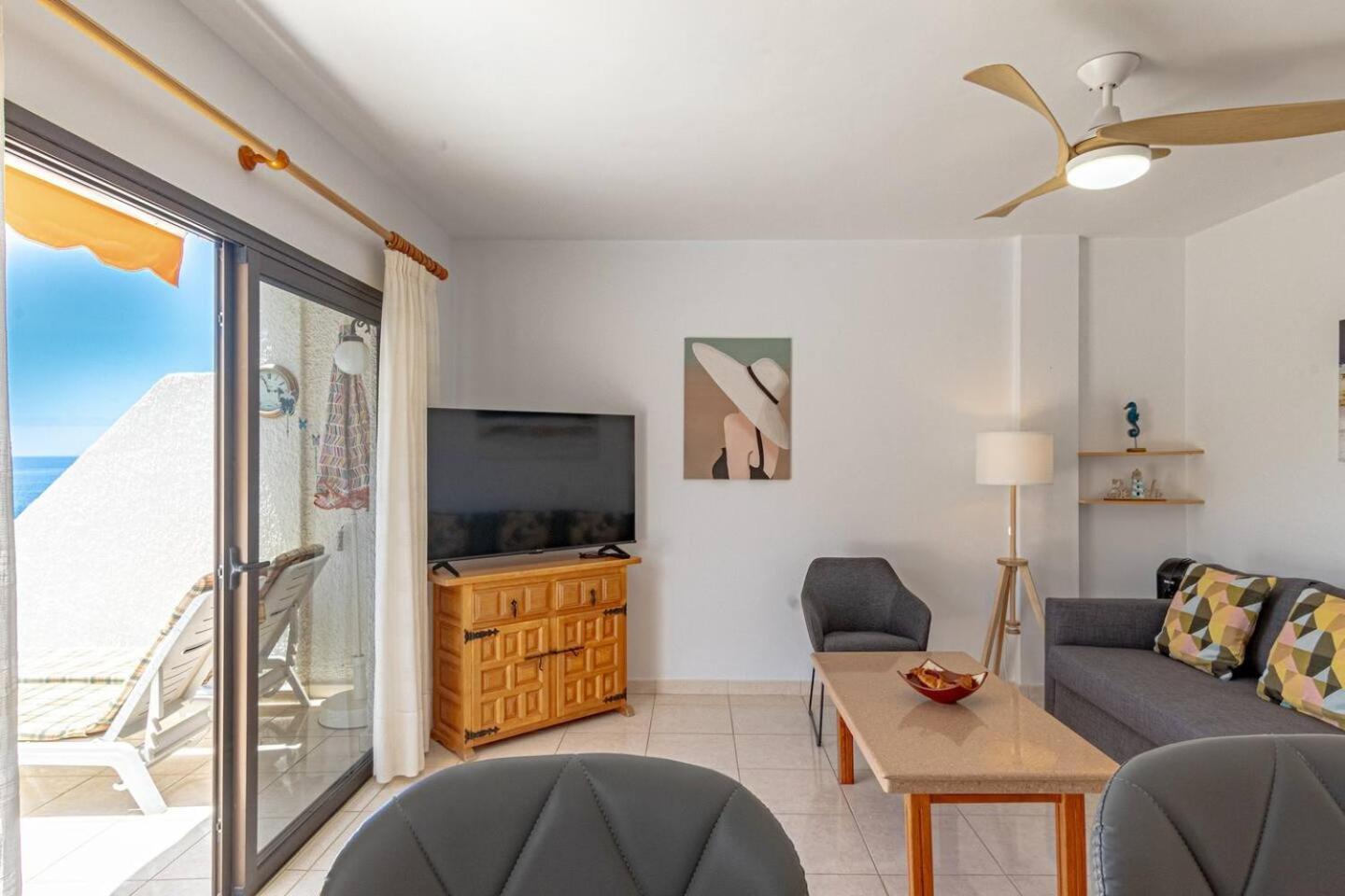 Sunny Oceanview Terrace By Dream Homes Tenerife Acantilado de los Gigantes Exterior photo